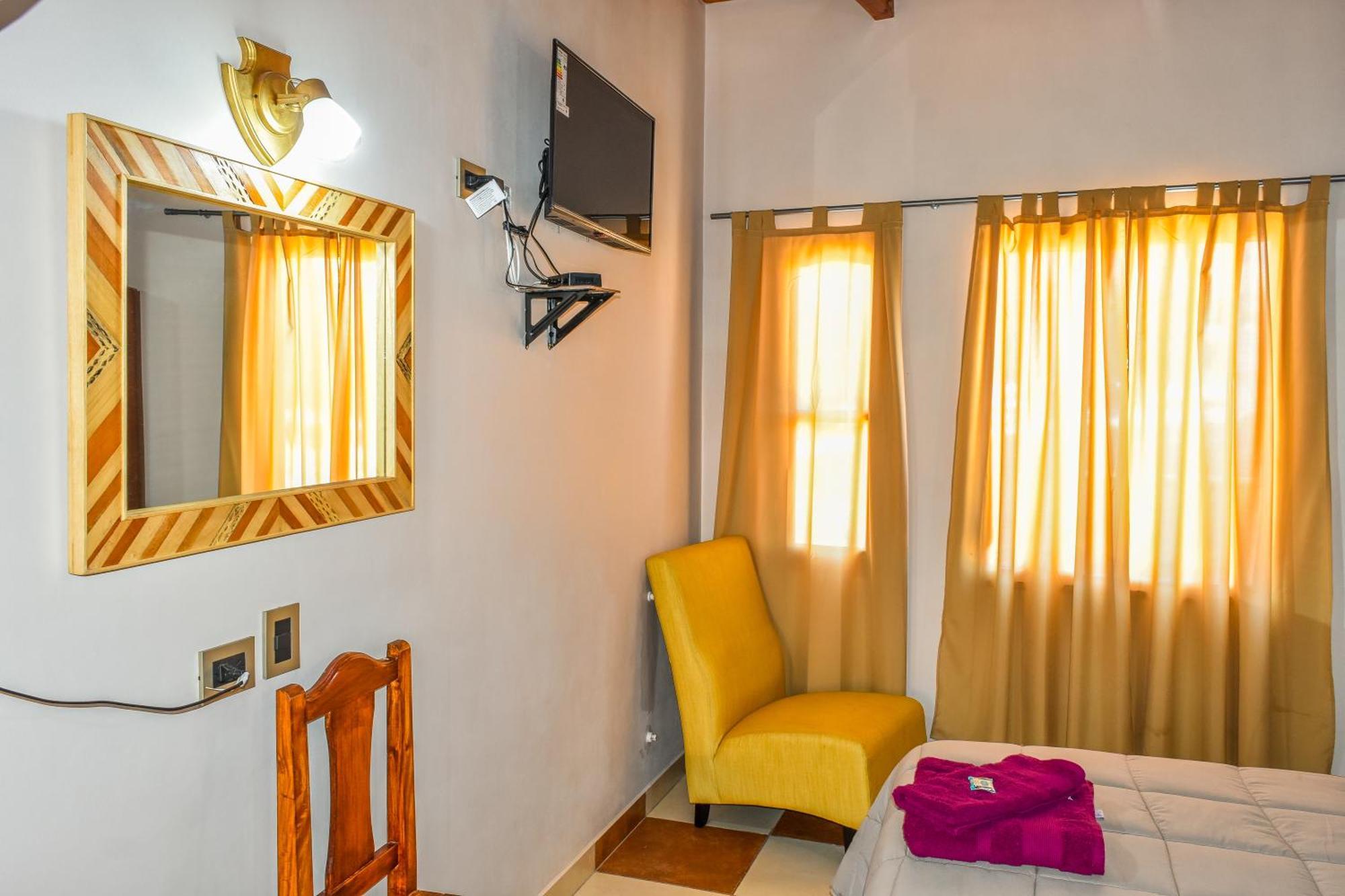 Hotel El Jardin Dante 틸카라 외부 사진